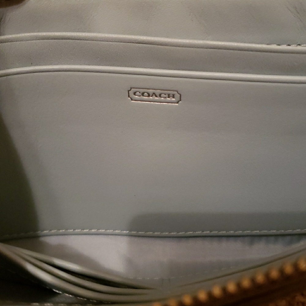 Coach wristlet - Picture 6 of 6